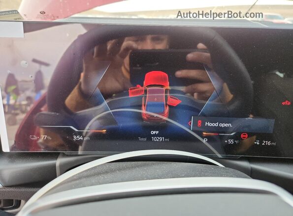 WBY43HD05SFU11197 2025 BMW I4 Red Instrument cluster view