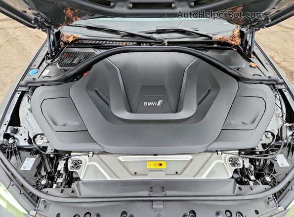 WBY43HD08SFU38183 2025 BMW I4 Silver Սալոնի հետևի տեսք