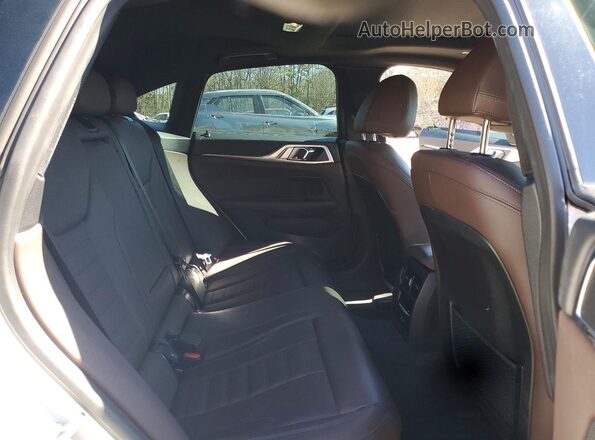 WBY73AW03NFM94487 2022 BMW I4 Two Tone Вид задніх сидінь