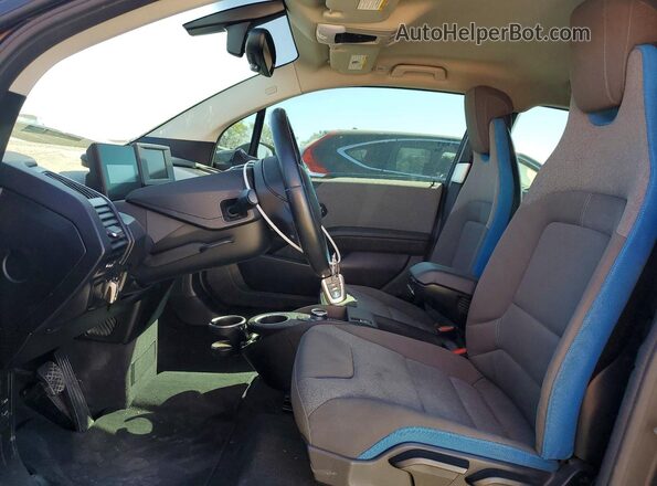 WBY7Z2C5XJVB88491 2018 BMW I3 Blue Front interior view