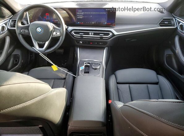WBY83FB07RFS39435 2024 BMW I4 Black Vista del salpicadero