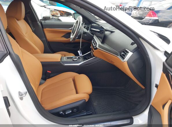 WBY83FB09RFR76281 2024 BMW I4 White Front interior view