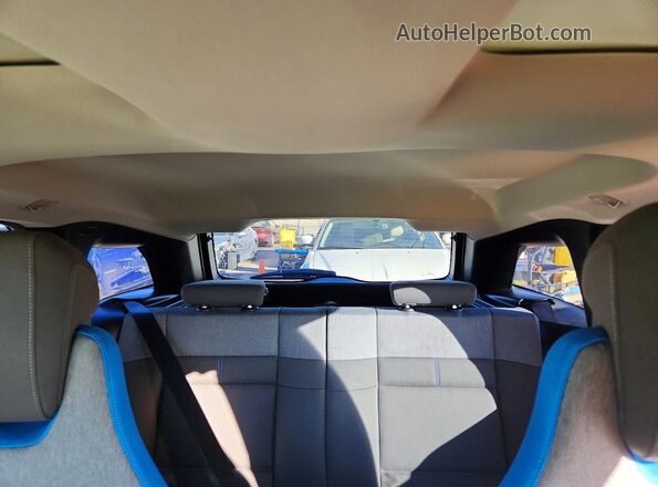 WBY8P4C59K7D03092 2019 BMW I3 Charcoal Widok tylnych siedzeń