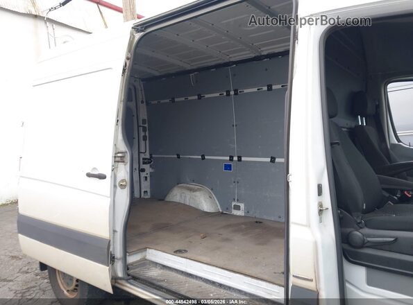 WD3PE7DD0GP239999 2016 MERCEDES-BENZ SPRINTER White VIN კოდის სტიკერის ხედი