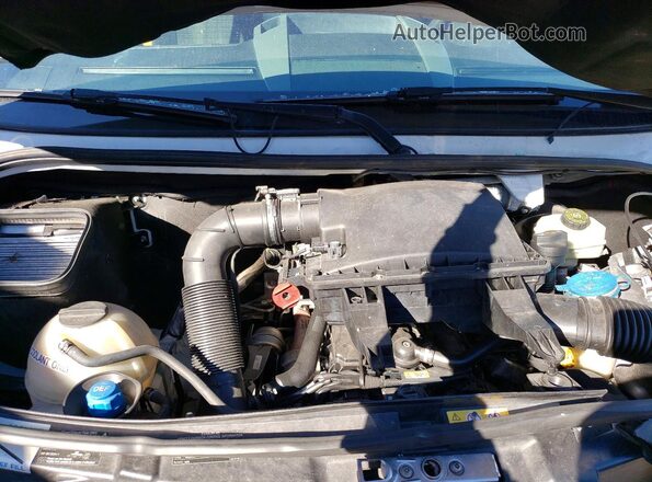 WD3PE8DD6GP247790 2016 MERCEDES-BENZ SPRINTER White Engine compartment view