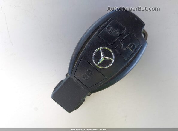 WD4PG2EE1G3111262 2016 MERCEDES-BENZ METRIS Серебряный Вид панели приборов