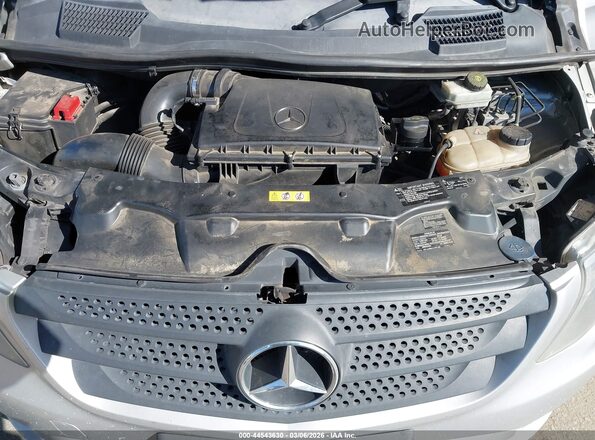 WD4PG2EE1G3111262 2016 MERCEDES-BENZ METRIS Серебряный Вид сзади