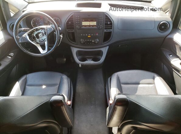WD4PG2EE8K3514440 2019 MERCEDES-BENZ METRIS Black Widok deski rozdzielczej