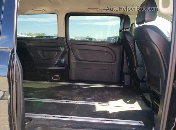 WD4PG2EE8K3514440 2019 MERCEDES-BENZ METRIS Black Widok wnętrza z tyłu