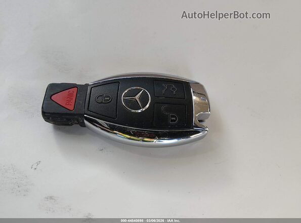 WDC0G4JB0JV067568 2018 MERCEDES-BENZ GLC 300 Light Blue 