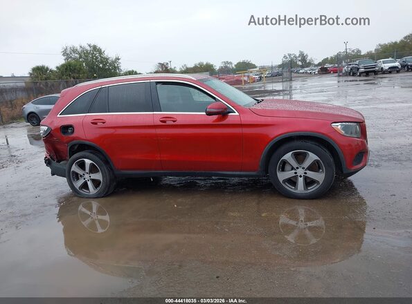 WDC0G4JB2GF046109 2016 MERCEDES-BENZ GLC 300 Красный Вид задней части салона