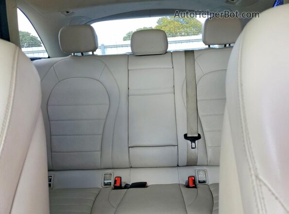 WDC0G4JB2JV037391 2018 MERCEDES-BENZ GLC-CLASS White Rear seats view