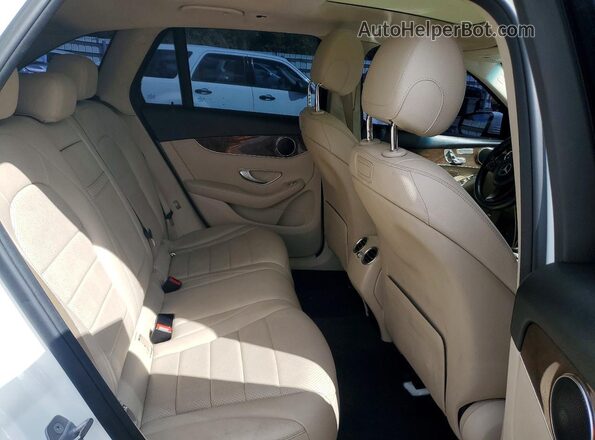 WDC0G4JB2JV037391 2018 MERCEDES-BENZ GLC-CLASS White Rear interior view