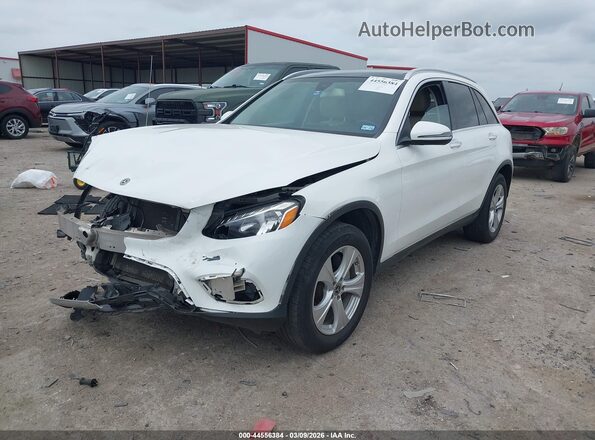 WDC0G4JB5JV073107 2018 MERCEDES-BENZ GLC 300 Белый Передняя левая четверть
