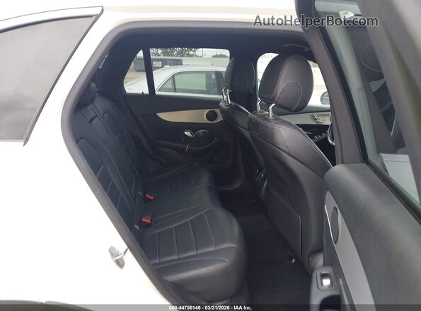 WDC0G4JB7KV136094 2019 MERCEDES-BENZ GLC 300 White 