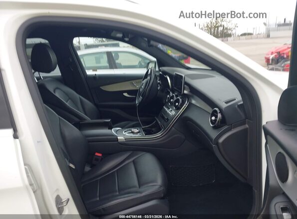 WDC0G4JB7KV136094 2019 MERCEDES-BENZ GLC 300 White 