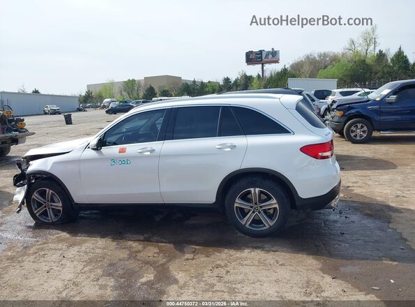 WDC0G4JB9KV124738 2019 MERCEDES-BENZ GLC 300 White Սալոնի 360 աստիճան տեսք