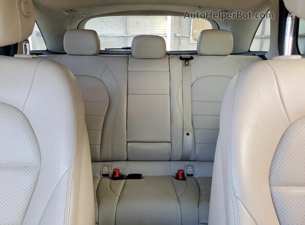 WDC0G4JB9KV130457 2019 MERCEDES-BENZ GLC-CLASS White 