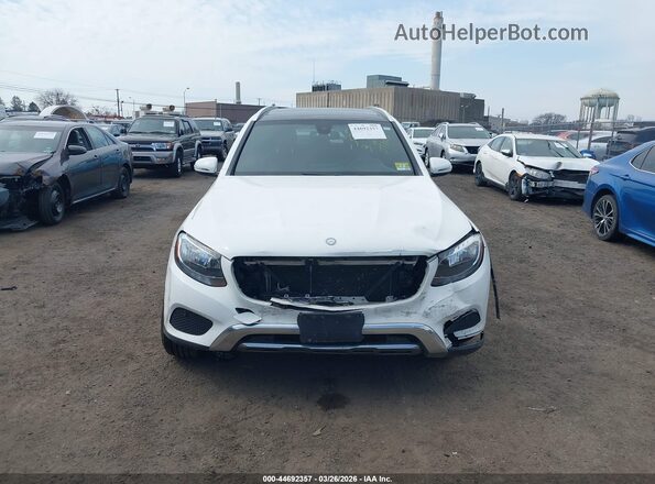 WDC0G4KB2HF149918 2017 MERCEDES-BENZ GLC 300 White Вид панелі приладів