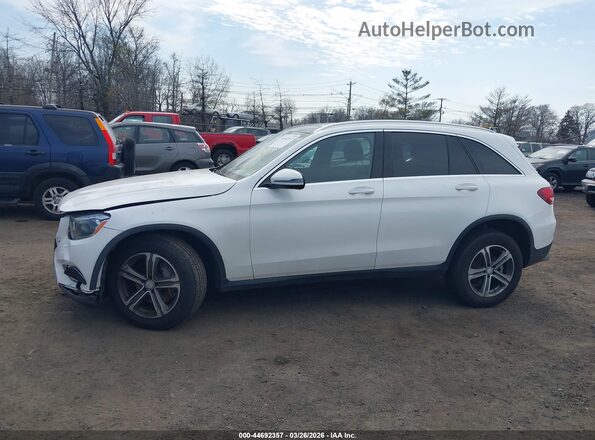 WDC0G4KB2HF149918 2017 MERCEDES-BENZ GLC 300 White Вид задньої частини салону