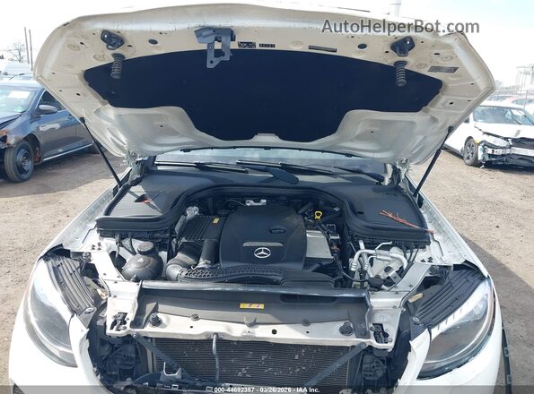 WDC0G4KB2HF149918 2017 MERCEDES-BENZ GLC 300 White Вид ззаду