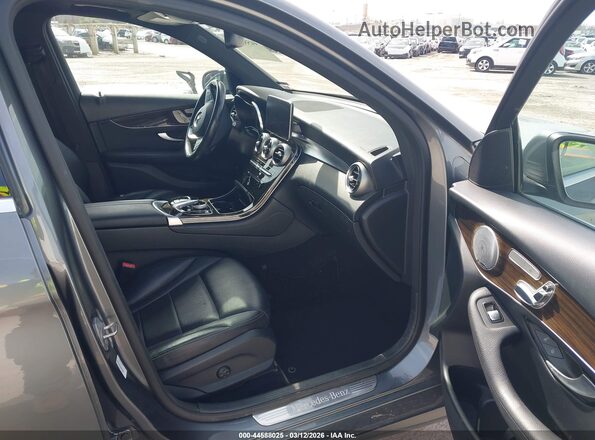 WDC0G4KB2HF153550 2017 MERCEDES-BENZ GLC 300 Gray 