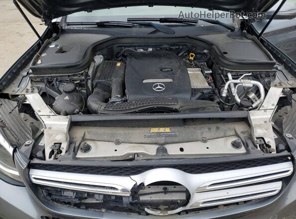 WDC0G4KB2JV035610 2018 MERCEDES-BENZ GLC-CLASS Gray Vista del compartimento del motor