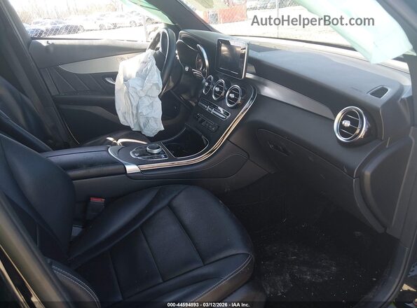 WDC0G4KB2KV176968 2019 MERCEDES-BENZ GLC 300 Black Vista interior delantera