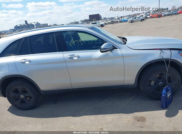 WDC0G4KB6JV087354 2018 MERCEDES-BENZ GLC 300 Серебряный Вид задней части салона