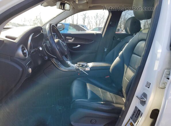 WDC0G4KB7GF031510 2016 MERCEDES-BENZ GLC-CLASS White Front interior view