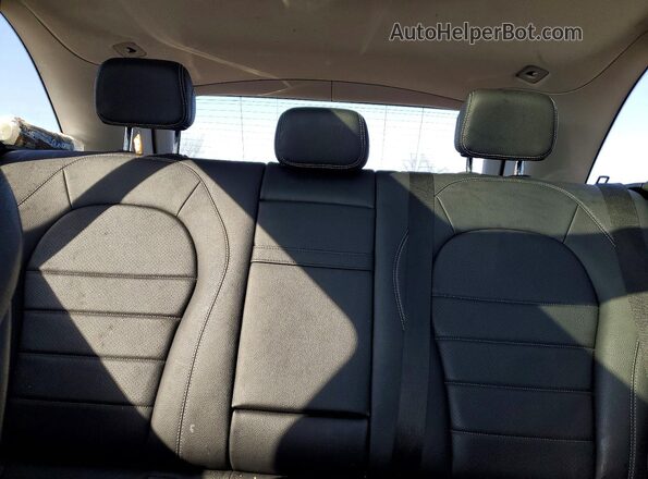 WDC0G4KB7GF031510 2016 MERCEDES-BENZ GLC-CLASS White Rear seats view