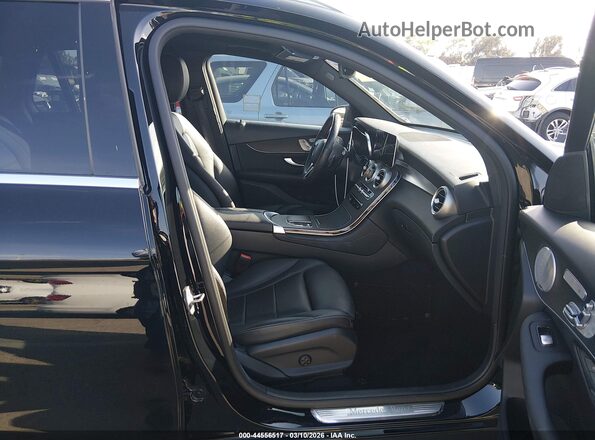 WDC0G8DB3LF727473 2020 MERCEDES-BENZ GLC 300 Black 