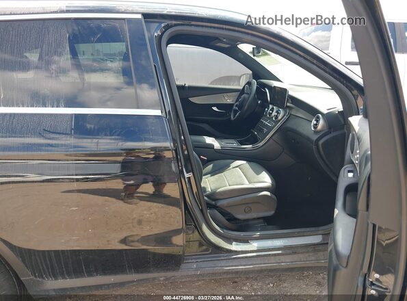 WDC0G8DB8LF737268 2020 MERCEDES-BENZ GLC 300 Черный Вид салона спереди