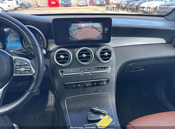 WDC0G8EB4LF689590 2020 MERCEDES-BENZ GLC 300 Black Front view
