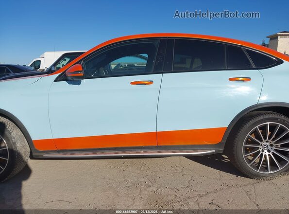 WDC0J4KB1KF516543 2019 MERCEDES-BENZ GLC 300 COUPE Light Blue Widok wnętrza z tyłu