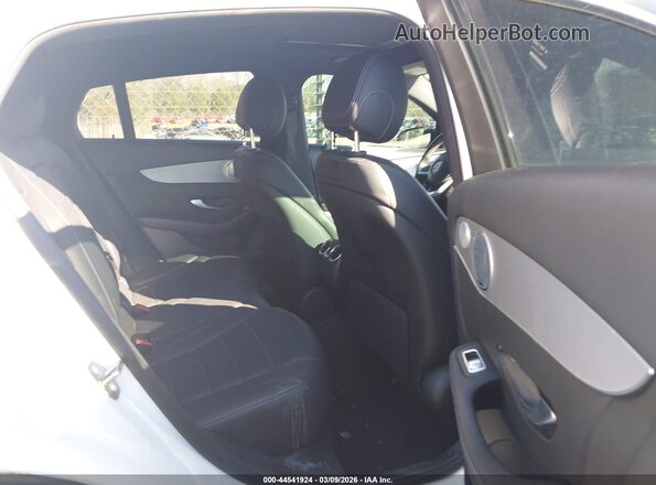 WDC0J4KB4KF588689 2019 MERCEDES-BENZ GLC 300 COUPE White Widok naklejki z numerem VIN