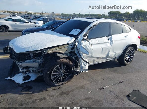 WDC0J4KB4KF661401 2019 MERCEDES-BENZ GLC 300 COUPE White Vista tres cuartos delantera izquierda