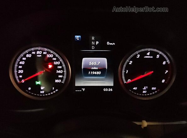 WDC0J4KB6HF245777 2017 MERCEDES-BENZ GLC-CLASS White Vista del cuadro de instrumentos
