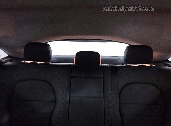 WDC0J4KB6HF245777 2017 MERCEDES-BENZ GLC-CLASS White Vista de los asientos traseros