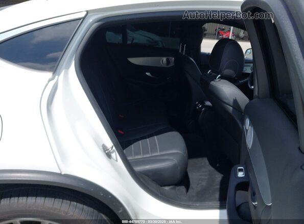 WDC0J4KB6KF667362 2019 MERCEDES-BENZ GLC 300 COUPE White Widok naklejki z numerem VIN