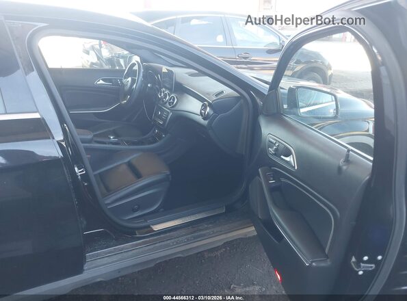 WDCTG4EB0LJ684955 2020 MERCEDES-BENZ GLA 250 Black Widok wnętrza z przodu