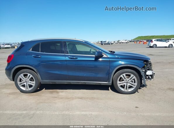 WDCTG4EB1KJ610619 2019 MERCEDES-BENZ GLA 250 Blue Widok wnętrza 360 stopni
