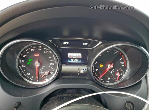 WDCTG4EB5JJ404850 2018 MERCEDES-BENZ GLA Black Vista del cuadro de instrumentos