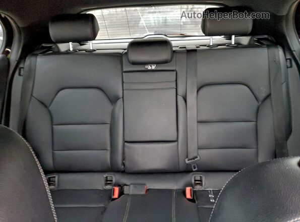 WDCTG4EB5JJ404850 2018 MERCEDES-BENZ GLA Black Vista de los asientos traseros