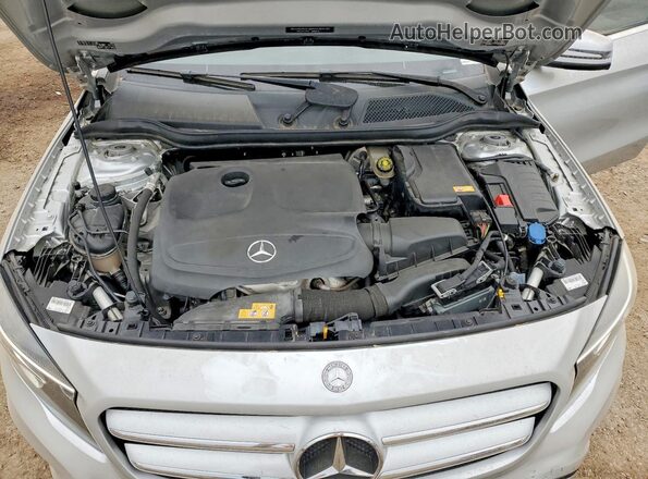 WDCTG4EB6GJ255678 2016 MERCEDES-BENZ GLA Silver Vista interior trasera