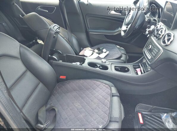 WDCTG4EB9JJ501730 2018 MERCEDES-BENZ GLA 250 Black Սալոնի դիմացի տեսք