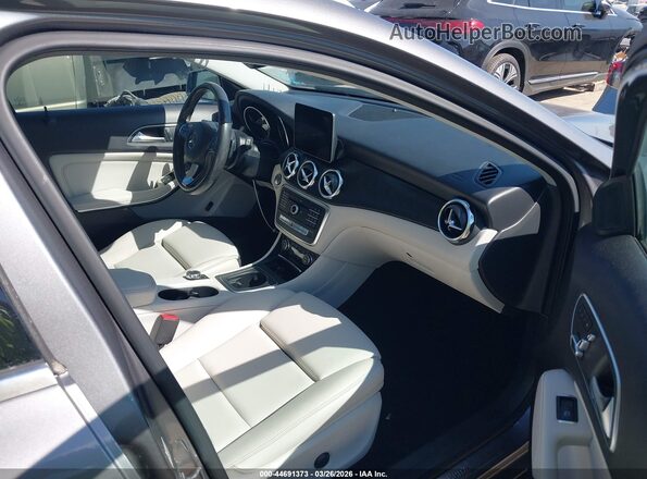 WDCTG4EB9KJ542912 2019 MERCEDES-BENZ GLA 250 Gray Սալոնի դիմացի տեսք