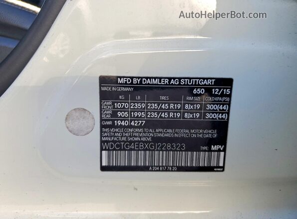 WDCTG4EBXGJ228323 2016 MERCEDES-BENZ GLA Green Սալոնի 360 աստիճան տեսք