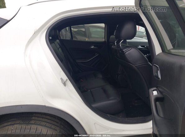 WDCTG4GB4GJ224720 2016 MERCEDES-BENZ GLA 250 White Vista de la etiqueta del VIN