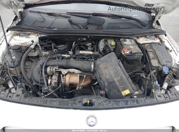 WDCTG4GB4GJ224720 2016 MERCEDES-BENZ GLA 250 White Vista trasera